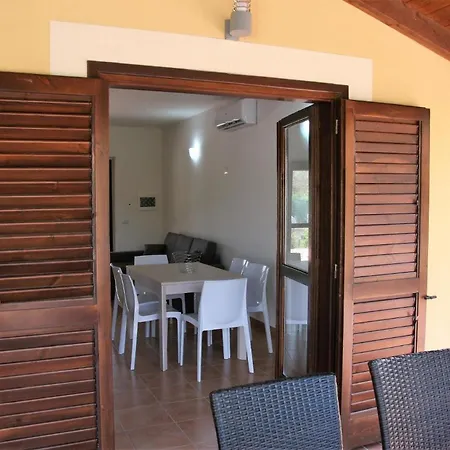 Ferienhaus Fuer 6 Personen Ca 100 M In Pizzo, Kalabrien Provinz Vibo Valentia *